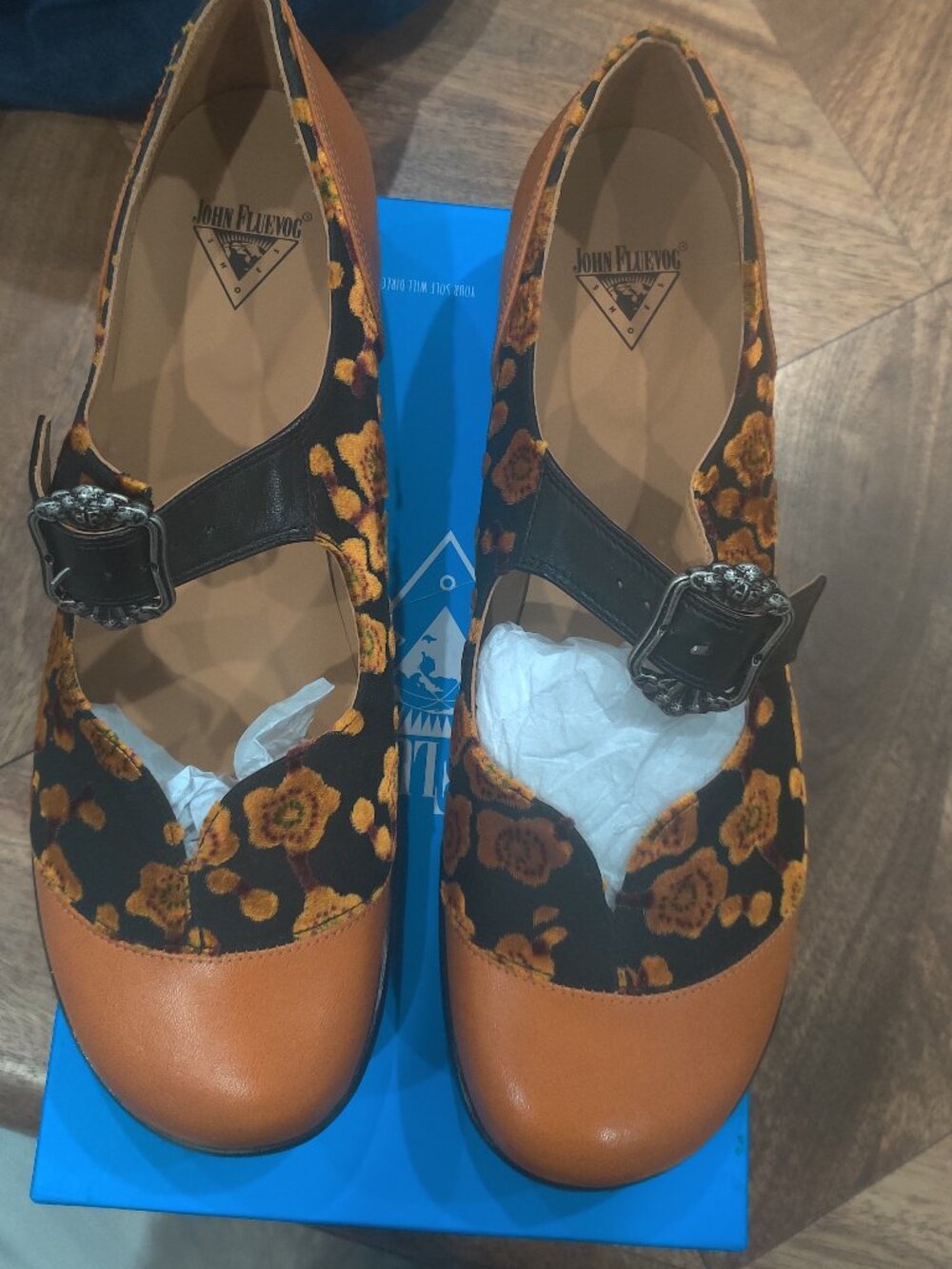 John Fluevog Esser shoes size 13 W 11 M New